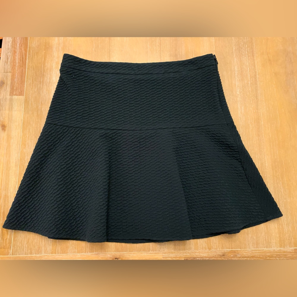 LOFT | Size M Skirt in Emerald Green